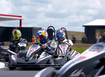 Go-Kart, Driving Simulator & Burger