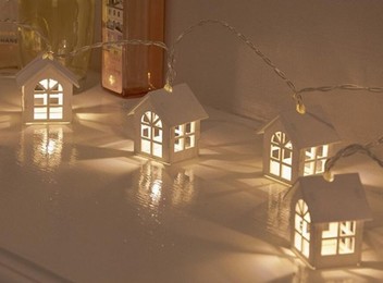 20 LED House Shaped LED String