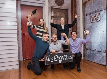 Entry to Live Escape Game
