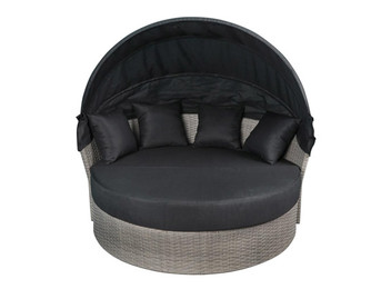 Swivel Wicker Outdoor Day Bed