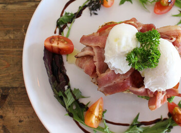 All-day Brunch in Takapuna