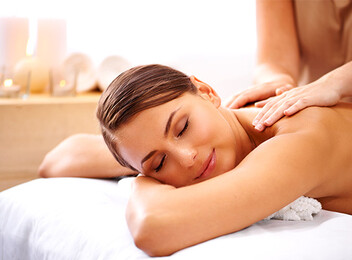 Thai or Aromatherapy Massage