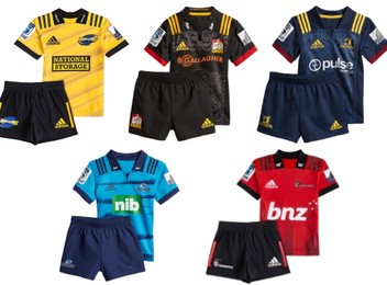 Official Super Rugby Kids Mini Kit