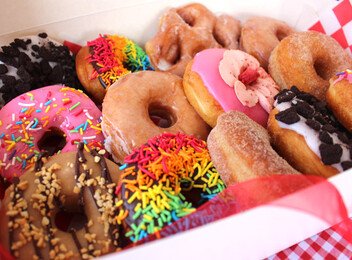 Doornuts 13 Assorted Donuts