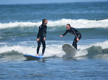 Learn to Surf Lesson with Gear Hire