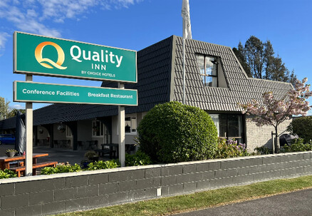 One-Night Stay for Two People in Taupo incl. Breakfast - Options for up to Three Nights