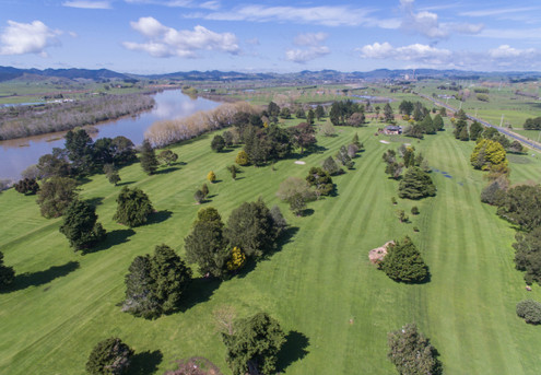 Full 18-Hole Golfing Membership at Huntly Golf Course incl. $50 Credit for Pro Shop, Bar & Cart Hire - Membership Valid Now Until February 2025