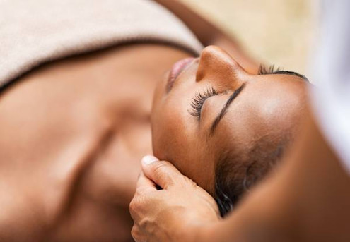 Two-Hour Pamper Package incl. Relaxation Massage, Relaxation Facial, Basic Manicure & Pedicure