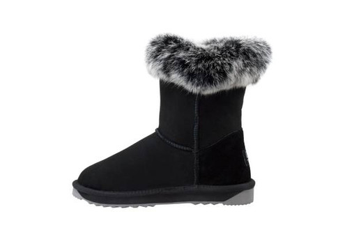 black uggs with fur trim