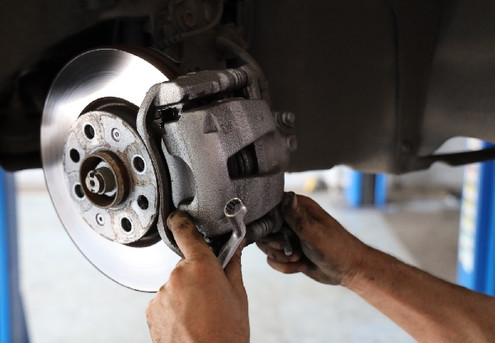 Front or Rear Brake Pad Replacement incl. Fitment & Rotor Skimming - Option for Both Front & Rear Break Pad Replacement