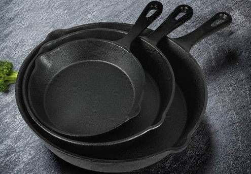 Three-Piece Toque Non-Stick Frying Pan Set