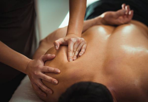 One-Hour Meridian Massage incl. Cupping Therapy or Acupuncture