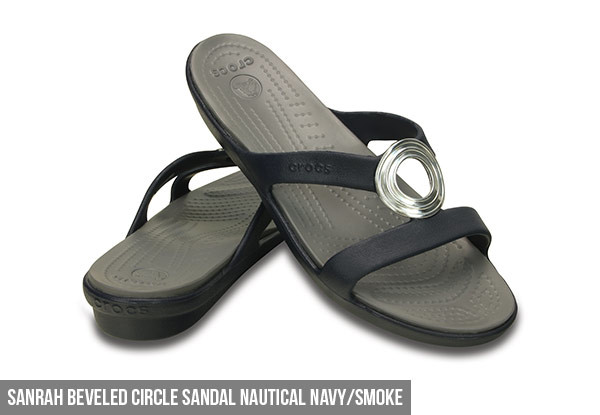 crocs sanrah beveled circle sandal