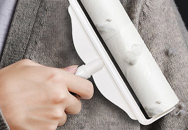 Long Lint Roller Incl. Five-Roll Refill - Option for Extra Refills Available