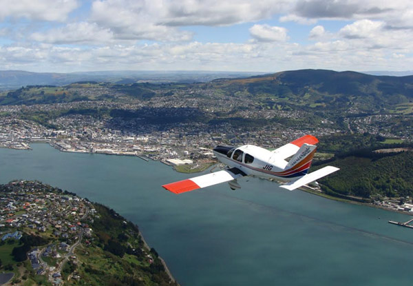 20-Minute Hands-on Flight Over Dunedin for One Person from Mainland Air Services