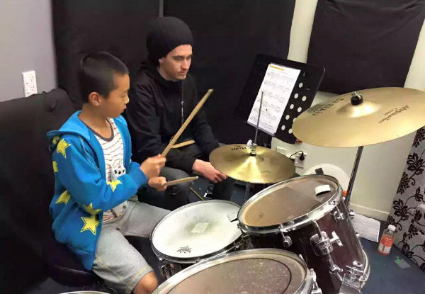 10 Weekly Beginner Drum Group Lessons for One Person incl. Registration & Score Bag - Two Auckland Locations Available