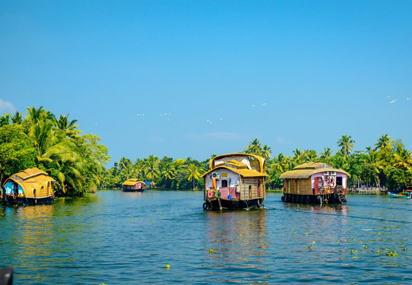 Per-Person, Twin-Share 10-Night Journey Through Kerela Tour incl. Accommodation, Transfers, Breakfast & More