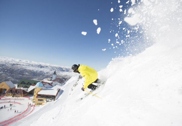 Queenstown Snow Package incl. Seven-Night Accommodation, Airport Transfers, Breakfast, Five Full-Day Ski Pass, Complimentary Parking - Options for One or Two People, to incl. Ski Hire & Peak or Off Peak Season