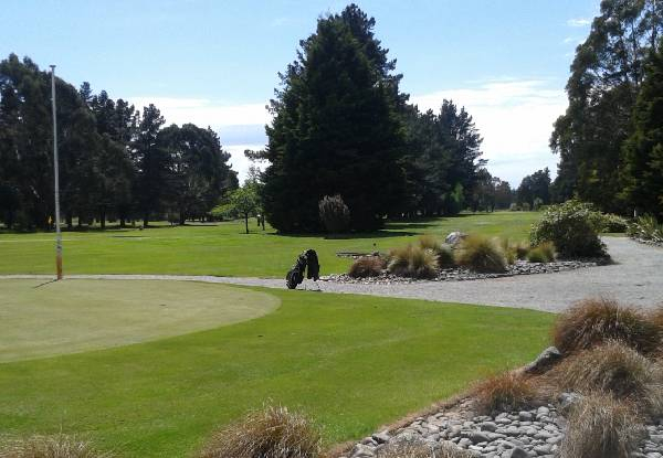 18 Holes of Golf at McLeans Island Golf Club for One Person
