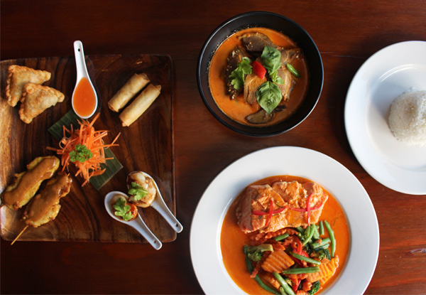 Thai Dining Experience for Two incl. Shared Platter, Two Main Meals, a Bowl of Rice and Two Glasses of Wine