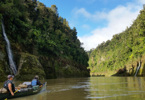 Four-Day Guided Whanganui River Canoe Trip incl. All Meals & Accommodation