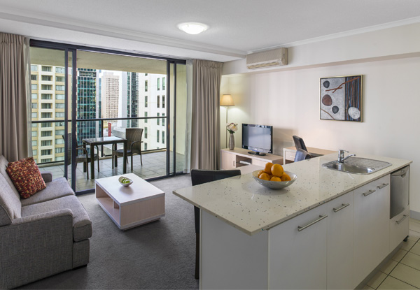Two-Night Stay in a One-Bedroom Apartment at iStay River City incl. Wifi, Late Checkout & a Bottle of Wine on Arrival - Option for a Two-Bedroom Apartment & Two, Three or Seven Nights Available