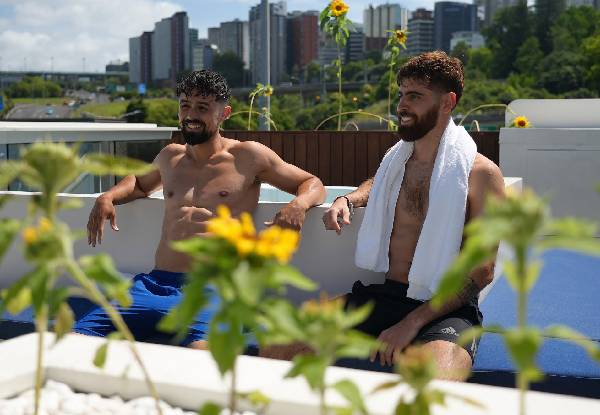60-Minute Rooftop Contrast Therapy Session - Option for Up to Two People