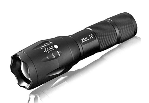 1000-Lumen Military Style Flashlight with Free Delivery