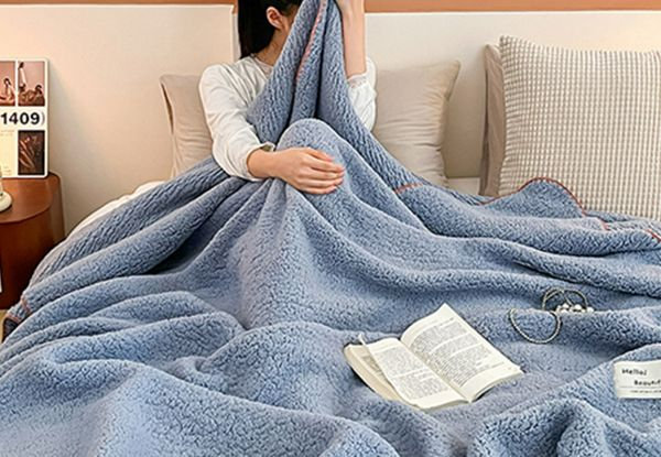 Winter Sherpa Throw Plush Blanket - Available in Four Colours & Three Sizes