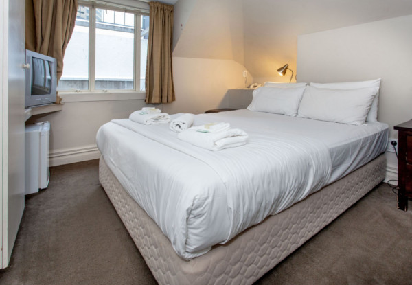 One-Night Historic Shakespeare Hotel Stay in Queen Room or Double Room for Two People incl. A Drink Each, 30% Off Food & Beverage - Options for Two Nights & Three Bedroom Apartment