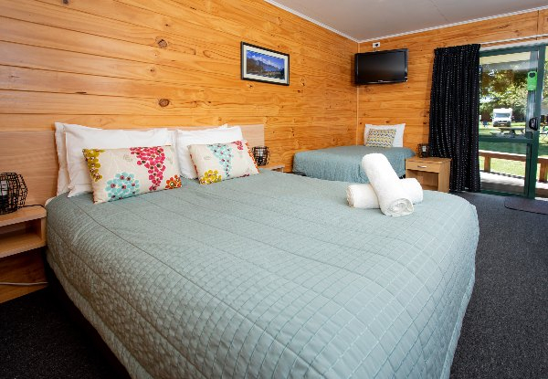 One-Night Stay in a Studio Motel for Two People - Options for a Two-Bedroom Motel & for Two or Three Nights