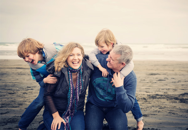One-Hour Family or Couples Photo Shoot at Muriwai Beach incl. a Digital Files Package