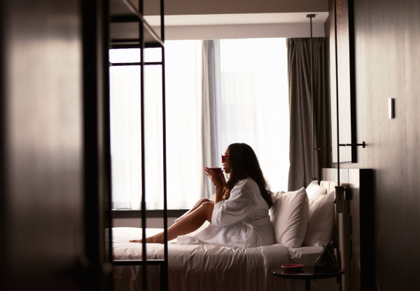 One-Night Standard Room Stay for Two at Radisson Red incl. Breakfast, Bottle of Wine & VIP Room Amenities & $50 Dining Credit at 33South Restaurant & Bar - Option for Two-Night Stay - Valid for Stays Until End of September 2026