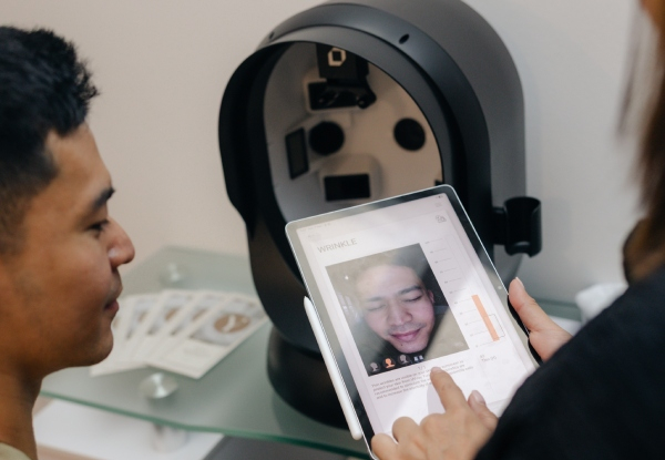 Korean Contour Glow Experience - 75-Minute Signature Facial