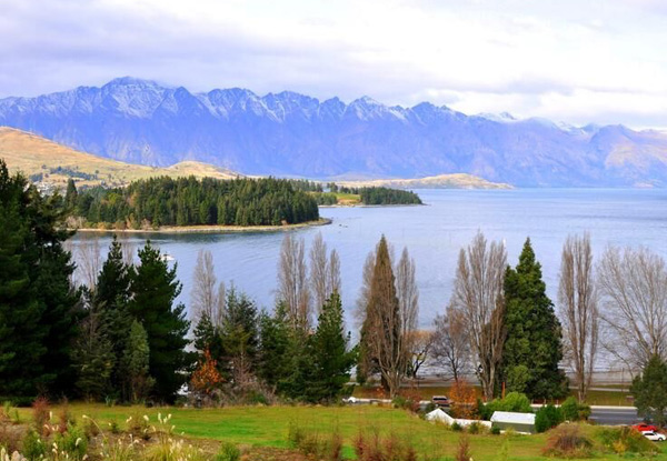 Per-Person Twin-Share Fly/Stay Queenstown Package at Four Star Highview Apartments in a Studio Room incl. Spa Access, BBQ & More - Option for Three Nights
