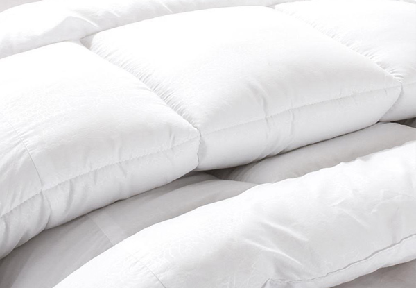 100% Premium Australian Wool Duvet (500gsm Winter Weight)  - Options to incl. Two Duck Down Feather Pillows & Three Sizes Available