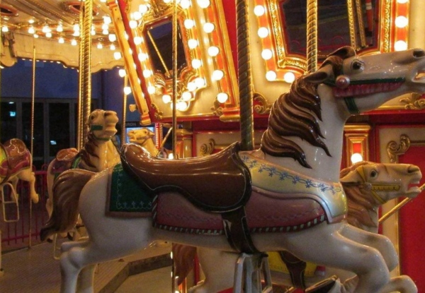 Rainbow's End July Winter Twilight Rides Pass - Option for Family Pass - Valid 30th June to 13th July 2023