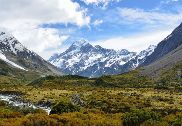 Per-Person Twin-Share Nine-Night Discover the South Island Tour incl. Most Meals, Accommodation in Premium Hotels, Luxury Coach, Airport Transfers & Sight Seeing