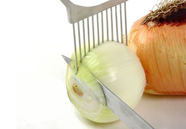 Onion-Slicing Guide Utensil