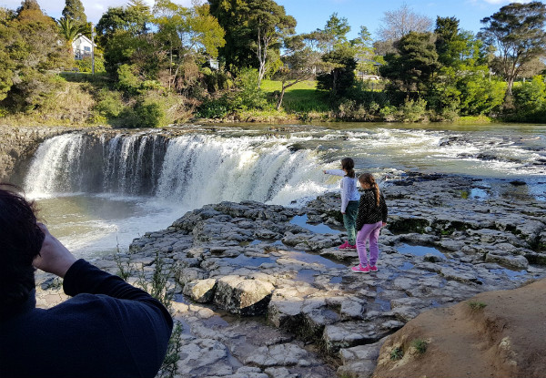 30-Minute Tour of the Bay of Islands in a V8 Mustang Convertible for One Person - Options for a One Hour Tour or a Jeep Tour for up to Four People