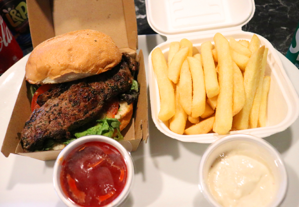 Gourmet Burger Combo for One incl. Chips & a Drink - Options for Two or Four People