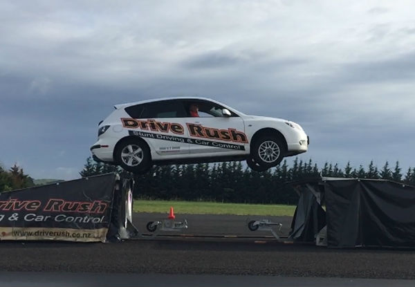 Introductory Stunt Driving Course incl. 20% Discount Return Voucher
