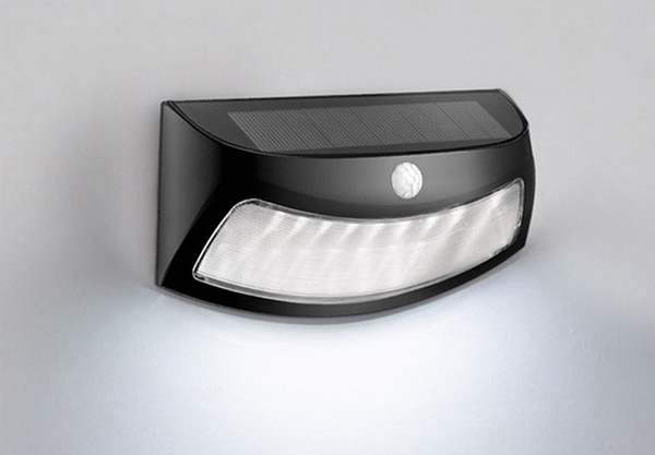 Outdoor Solar Step Light - Two Colours Available
