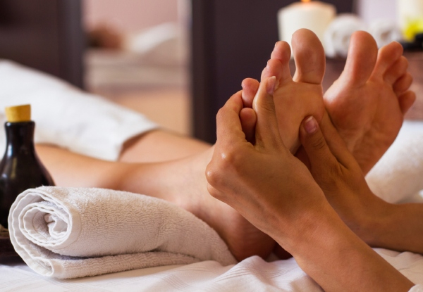 50-Minute Feet Massage & Foot Spa