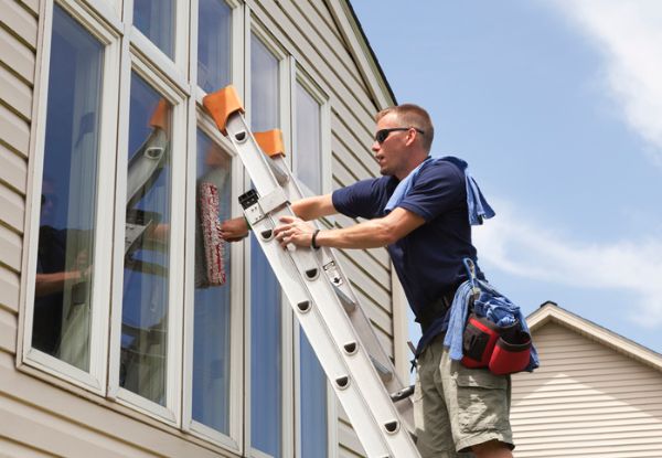 Exterior Window Clean for a Single Storey House - Options for up to Four-Bedroom Home