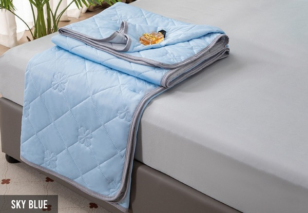 Lightweight Soft Summer Cooling Blanket - Available in Four Colours & Three Sizes