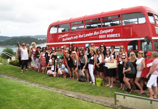 Double Decker Bus Full-Day Waiheke Wine Tour incl. Two Top Vineyards - Options for up to Eight People