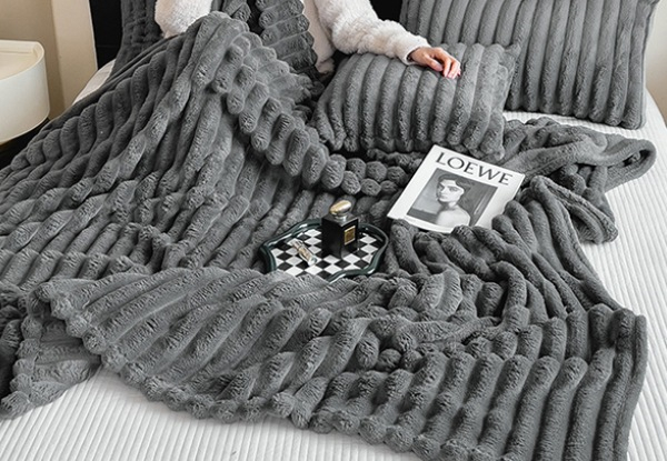 Double-sided Warm Throw Blanket - Available in Four Colours & Two Sizes