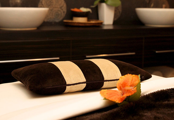 Luxurious Signature Treatment incl. Full Body Exfoliation, Facial & Full Body Massage