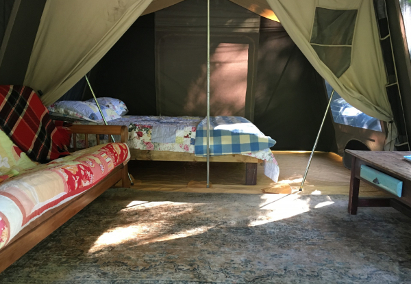 One-Night Mid-Week Glamping Stay in Hastings for Two People - Option for Two Nights